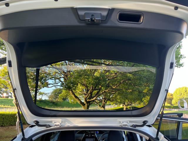 プリウス Ｓ　Ｓ　フルエアロ　純正１７ＡＷハイグロス塗装　バックカメラ　クルコン　オートハイビーム　衝突軽減ブレーキ　オートライト　ＥＴＣ　地デジ　Ｂｌｕｅｔｏｏｔｈ　ステアリングスイッチ　ＬＥＤヘッドライト（29枚目）