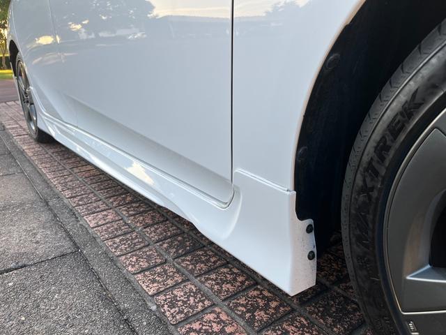 プリウス Ｓ　Ｓ　フルエアロ　純正１７ＡＷハイグロス塗装　バックカメラ　クルコン　オートハイビーム　衝突軽減ブレーキ　オートライト　ＥＴＣ　地デジ　Ｂｌｕｅｔｏｏｔｈ　ステアリングスイッチ　ＬＥＤヘッドライト（64枚目）