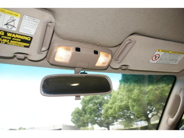 タコマ ダブルキャブ　４ＷＤ　１６インチＡＷ　ホワイトレター　ベッドライナー　パワステ　パワーウインドウ　ＥＴＣ　Ｂｌｕｅｔｏｏｔｈ　キーレス（30枚目）