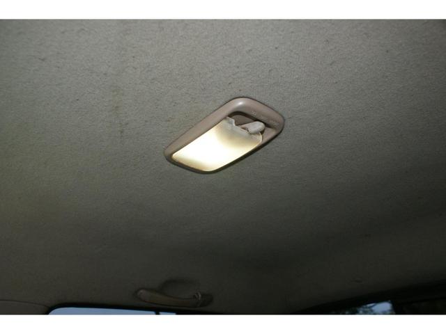 タコマ ダブルキャブ　４ＷＤ　１６インチＡＷ　ホワイトレター　ベッドライナー　パワステ　パワーウインドウ　ＥＴＣ　Ｂｌｕｅｔｏｏｔｈ　キーレス（32枚目）