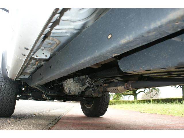 タコマ ダブルキャブ　４ＷＤ　１６インチＡＷ　ホワイトレター　ベッドライナー　パワステ　パワーウインドウ　ＥＴＣ　Ｂｌｕｅｔｏｏｔｈ　キーレス（43枚目）