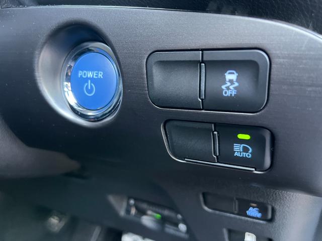 プリウス Ｓツーリングセレクション・ブラックエディション　モデリスタフルエアロ　デイライト　９インチナビ　Ｂｌｕｅｔｏｏｔｈ　ＨＤＭＩ接続　フルセグＴＶ　パノラミックビューモニター　トヨタセフティセンス　オートハイビーム　シートヒーター　ドラレコ　ＥＴＣ（30枚目）