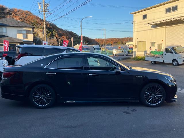 クラウンハイブリッド アスリートＳ　Ｊ－フロンティアリミテッド　後期モデル　特別仕様車　モデリスタエアロ，マフラー　ブラックスパッタリング１８ＡＷ　黒半革電動シート　衝突回避支援パッケ－ジ　シ－トベンチレ－ション　パドルシフト　ナビ　レーダークルーズ　ＥＴＣ（20枚目）