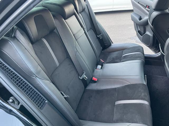 クラウンハイブリッド アスリートＳ　Ｊ－フロンティアリミテッド　後期モデル　特別仕様車　モデリスタエアロ，マフラー　ブラックスパッタリング１８ＡＷ　黒半革電動シート　衝突回避支援パッケ－ジ　シ－トベンチレ－ション　パドルシフト　ナビ　レーダークルーズ　ＥＴＣ（59枚目）