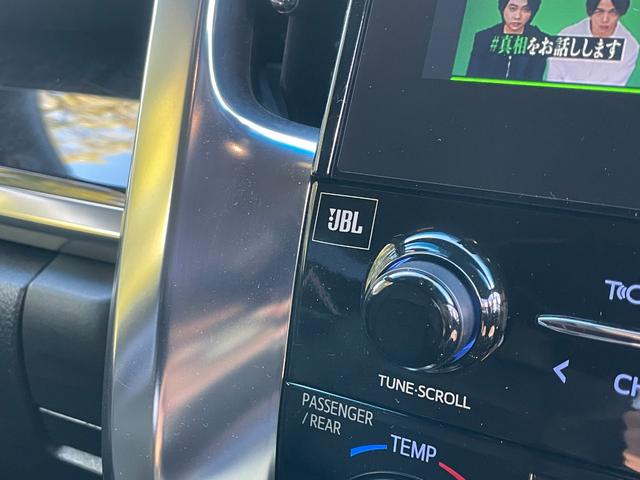 アルファード ２．５Ｓ　Ｃパッケージ　モデリスタフルエアロ　モデリスタ２０インチＡＷ　モデリスタマフラーカッター　ＪＢＬ１０．５型ナビ　１３．２型前席後席独立フリップダウンモニター　パノラミックモニター　おくだけ充電　ＹｏｕＴｕｂｅ視聴可（45枚目）