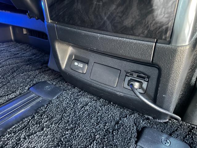 アルファード ２．５Ｓ　Ｃパッケージ　モデリスタフルエアロ　モデリスタ２０インチＡＷ　モデリスタマフラーカッター　ＪＢＬ１０．５型ナビ　１３．２型前席後席独立フリップダウンモニター　パノラミックモニター　おくだけ充電　ＹｏｕＴｕｂｅ視聴可（66枚目）