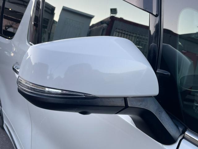 ヴェルファイア ３．５エグゼクティブラウンジ　モデリスタ　ツインムーンルーフ　後席モニター　黒革　パワーシート　シートベンチレーション　エグゼクティブシート　両側パワースライドドア　パノラミックビューモニター　フルセグ　Ｂｌｕｅｔｏｏｔｈ　ＥＴＣ（21枚目）