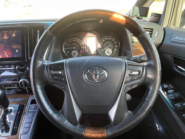 ヴェルファイア ３．５エグゼクティブラウンジ　モデリスタ　ツインムーンルーフ　後席モニター　黒革　パワーシート　シートベンチレーション　エグゼクティブシート　両側パワースライドドア　パノラミックビューモニター　フルセグ　Ｂｌｕｅｔｏｏｔｈ　ＥＴＣ（35枚目）