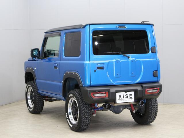 ジムニー ＸＣ　ブラックルーフ　２インチリフトアップ　新品ＣＳＴ１６インチアルミ　ＭＯＮＳＴＡ　Ｍ／Ｔタイヤ　ロッソモデロマフラー　オーバーフェンダー　追加３連メーター　レザーシートカバー　８インチナビ　バックカメラ（9枚目）