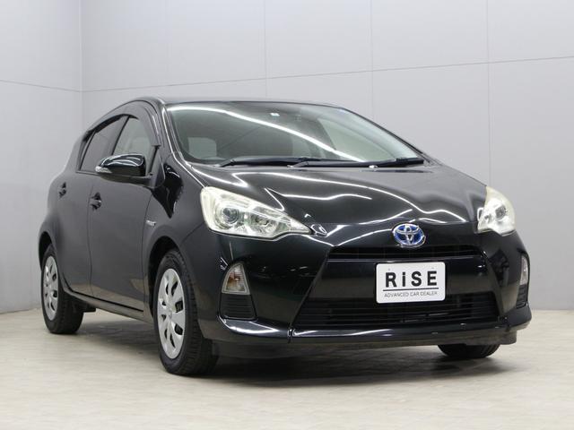 アクア G HDDナビ フルセグTV DVD再生 録音再生 ETC ドライブレコーダー 革巻きステア ステアリモコン オートライト フォグ プライバシーガラス スマートキー プッシュスタート 禁煙車(4枚目)