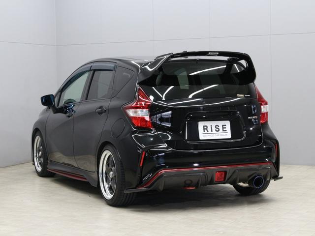 ノート ニスモ　Ｓ　５ＭＴ／純正レカロシート／ニスモ専用エアロ／ＴＥＩＮ車高調／柿本改マフラー／インパルリアウイング／ワークマイスター１７アルミ／後期ＬＥＤテールランプ／カーボン調パネル／ナビ／フルセグ／ＢＴ再生／ＥＴＣ（8枚目）