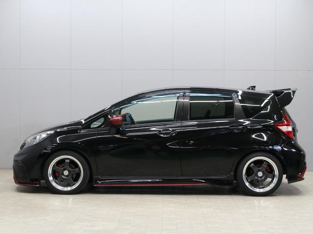 ノート ニスモ　Ｓ　５ＭＴ／純正レカロシート／ニスモ専用エアロ／ＴＥＩＮ車高調／柿本改マフラー／インパルリアウイング／ワークマイスター１７アルミ／後期ＬＥＤテールランプ／カーボン調パネル／ナビ／フルセグ／ＢＴ再生／ＥＴＣ（9枚目）