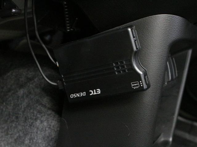 アルトターボRS ベースグレード 衝突軽減ブレーキ/ターボ/パドルシフト/KYB足廻り/RS専用シート/純正15アルミ/ナビ/フルセグ/BT再生/バックカメラ/シートヒーター/革ハンドル/ステアリモコン/ドラレコ/HIDライト/ETC(10枚目)