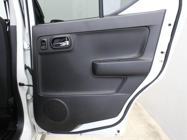 アルトターボRS ベースグレード 衝突軽減ブレーキ/ターボ/パドルシフト/KYB足廻り/RS専用シート/純正15アルミ/ナビ/フルセグ/BT再生/バックカメラ/シートヒーター/革ハンドル/ステアリモコン/ドラレコ/HIDライト/ETC(21枚目)