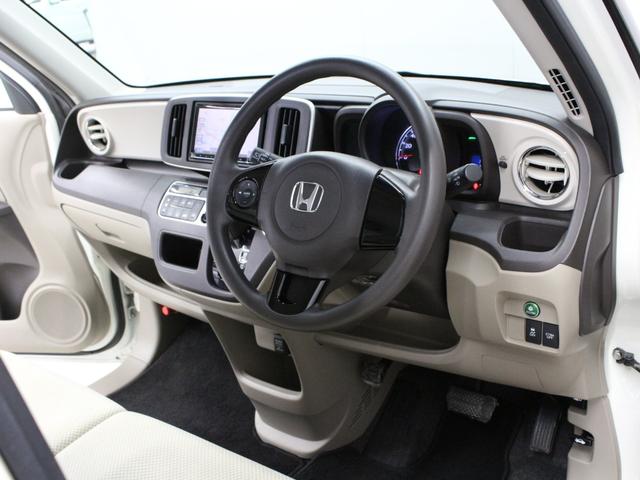 N-ONE G・Aパッケージ 衝突軽減ブレーキ/ナビ/バックカメラ/HIDヘッドライト/ETC/プラズマクラスターオートエアコン/IR&UVカットガラス/スマートキー/プッシュスタート/LEDドアミラーウィンカー/社外14アルミ(21枚目)