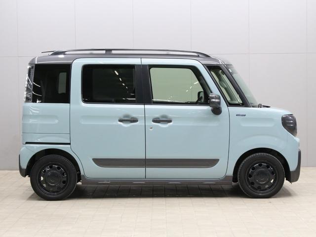 スペーシアギア ハイブリッドＸＺ　ターボ　セーフティサポート　両側パワースライドドア　　８インチナビ　フルセグＴＶ　Ｂｌｕｅｔｏｏｔｈオーディオ　全方位カメラ　ドライブレコーダー　ＥＴＣ　ＬＥＤヘッドライト　パドルシフト　シートヒーター（5枚目）