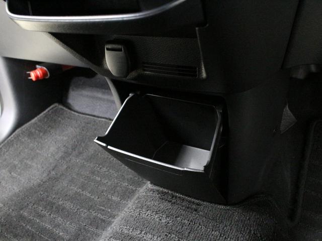 デイズ ハイウェイスター　Ｇターボプロパイロットエディション　純正９インチナビ／アラウンドビューモニター／フルセグＴＶ／ＢＴ再生／ＥＴＣ２．０／電動パーキングブレーキ／シートヒーター／レーダークルーズコントロール／純正ドラレコ／ＬＥＤヘッドライト／純正１５アルミ（18枚目）