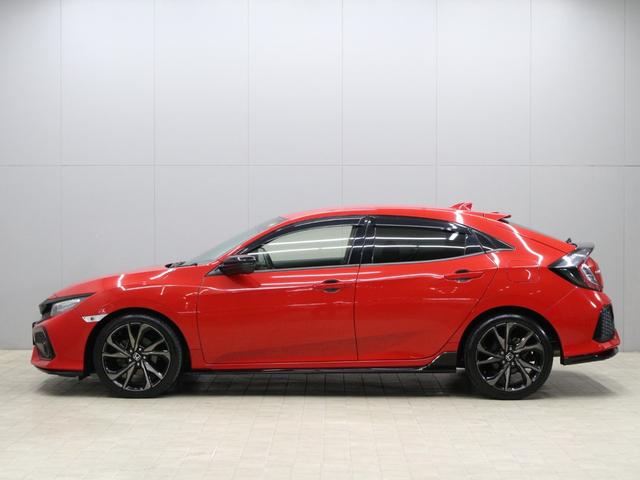 シビック ハッチバック　ホンダセンシング　ナビ　フルセグＴＶ　Ｂｌｕｅｔｏｏｔｈオーディオ　バックカメラ　ドライブレコーダー　ＥＴＣ　レーダークルーズ　ＬＥＤヘッドライト　シートヒーター　スマートキー２個　禁煙車（9枚目）