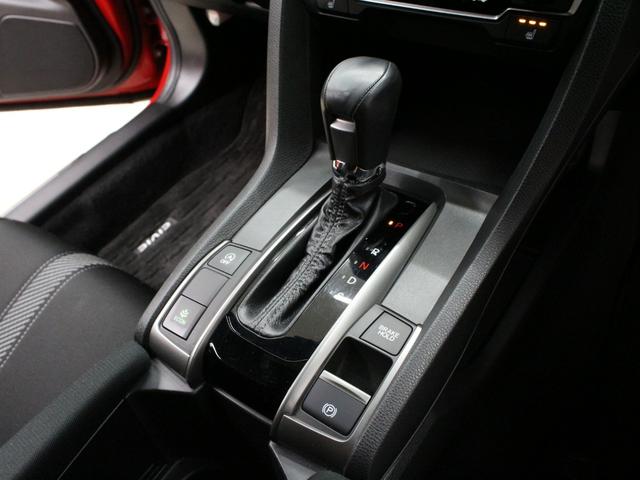 シビック ハッチバック　ホンダセンシング　ナビ　フルセグＴＶ　Ｂｌｕｅｔｏｏｔｈオーディオ　バックカメラ　ドライブレコーダー　ＥＴＣ　レーダークルーズ　ＬＥＤヘッドライト　シートヒーター　スマートキー２個　禁煙車（20枚目）