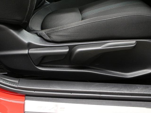 シビック ハッチバック　ホンダセンシング　ナビ　フルセグＴＶ　Ｂｌｕｅｔｏｏｔｈオーディオ　バックカメラ　ドライブレコーダー　ＥＴＣ　レーダークルーズ　ＬＥＤヘッドライト　シートヒーター　スマートキー２個　禁煙車（27枚目）