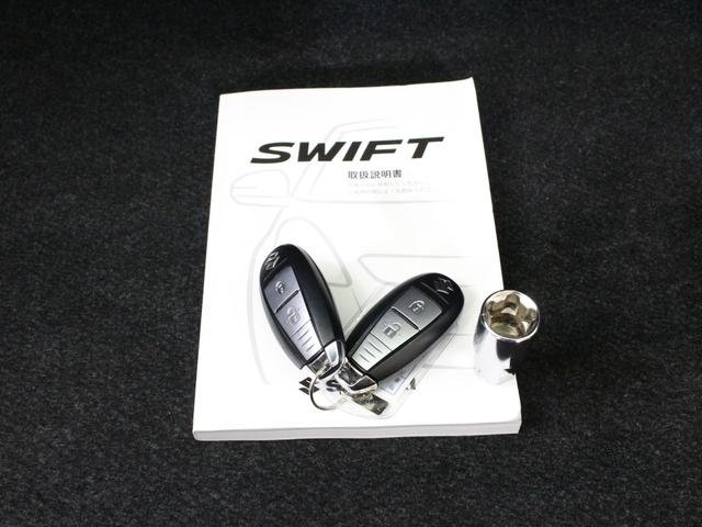 スイフトスポーツ ベースグレード　６速ＭＴ／ワークエモーション極１７アルミ／ナビ／バックカメラ／ＰｉＶＯＴスロットルコントローラー／ＨＩＤヘッドライト／フォグランプ／革ハンドル／クルーズコントロール／スマートキー／禁煙車／１３６馬力（21枚目）