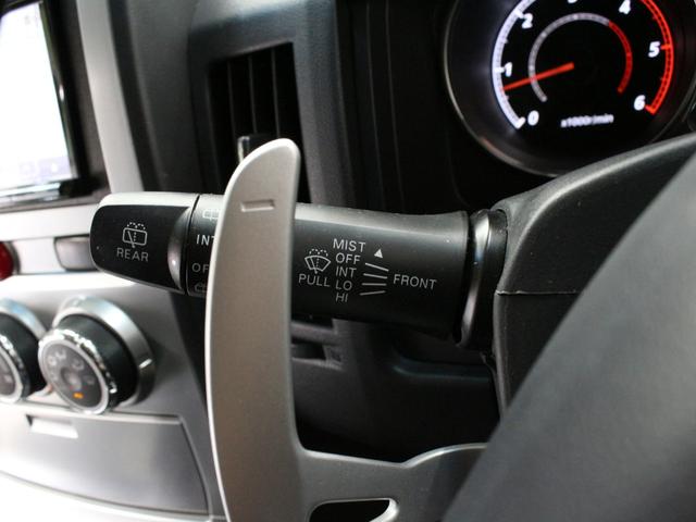 デリカD:5 D パワーパッケージ 8人乗り/両側電動スライドドア/ナビ/フルセグ/BT再生/バックカメラ/前席シートヒーター/革ハンドル/クルーズコントロール/HIDライト/ビルトインETC/パドルシフト/スマートキー/純正18アルミ(11枚目)