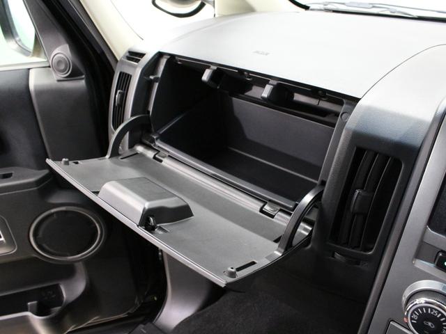 デリカD:5 D パワーパッケージ 8人乗り/両側電動スライドドア/ナビ/フルセグ/BT再生/バックカメラ/前席シートヒーター/革ハンドル/クルーズコントロール/HIDライト/ビルトインETC/パドルシフト/スマートキー/純正18アルミ(18枚目)