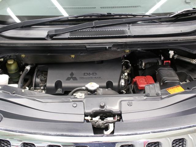 デリカD:5 D パワーパッケージ 8人乗り/両側電動スライドドア/ナビ/フルセグ/BT再生/バックカメラ/前席シートヒーター/革ハンドル/クルーズコントロール/HIDライト/ビルトインETC/パドルシフト/スマートキー/純正18アルミ(53枚目)