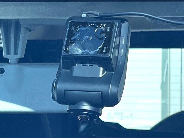 ＸＧ　４ＷＤ　５速ＭＴ　ディスプレイオーディオ　Ｂｌｕｅｔｏｏｔｈ　ドラレコ　オートライト　盗難防止装置　アイドリングストップ(5枚目)