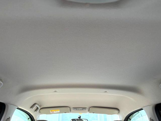 Ｅ　禁煙車　オーディオ　運転席シートヒーター　電動格納ミラー　ＵＳＢ入力端子　ドアバイザー　ＡＵＸ　エアコン　横滑り防止装置(26枚目)