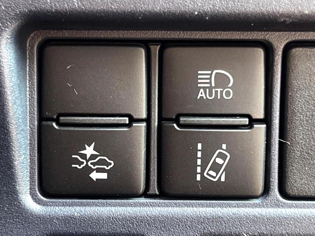 ヴォクシー ＺＳ　煌ＩＩ　両側電動ドア　後席モニター　衝突軽減装置　ＳＤナビ　バックカメラ　禁煙車　スマートキー　ＬＥＤヘッド　ＥＴＣ　オートハイビーム　オートライト　デュアルエアコン　純正１６インチアルミ（44枚目）