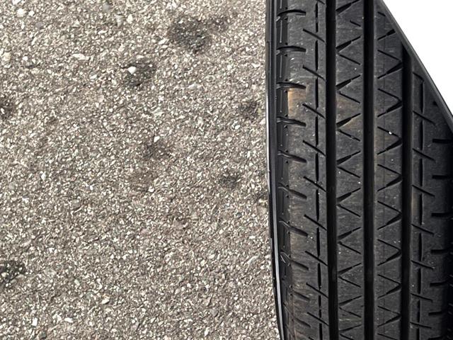 エブリイ ＰＡリミテッド　ＭＴ車　オートライト　ドアバイザー　プライバシーガラス　ヘッドライトレベライザー　プライバシーガラス　盗難防止装置（25枚目）