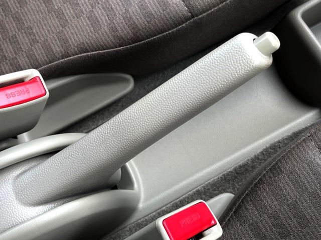 エブリイ ＰＡリミテッド　ＭＴ車　オートライト　ドアバイザー　プライバシーガラス　ヘッドライトレベライザー　プライバシーガラス　盗難防止装置（38枚目）