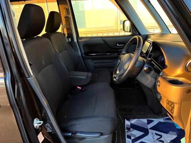 スペーシアカスタム ＸＳ　両側電動ドア　ＳＤナビ　バックカメラ　禁煙車　シートヒーター　ドラレコ　スマートキー　ＨＩＤヘッド　ＥＴＣ　オートライト　オートエアコン　純正１５インチアルミ　Ｂｌｕｅｔｏｏｔｈ　ＣＤ　ＤＶＤ再生（8枚目）