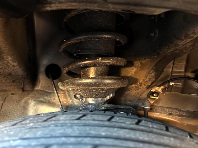 スペーシアカスタム ＸＳ　両側電動ドア　ＳＤナビ　バックカメラ　禁煙車　シートヒーター　ドラレコ　スマートキー　ＨＩＤヘッド　ＥＴＣ　オートライト　オートエアコン　純正１５インチアルミ　Ｂｌｕｅｔｏｏｔｈ　ＣＤ　ＤＶＤ再生（20枚目）