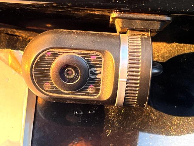 スペーシアカスタム ＸＳ　両側電動ドア　ＳＤナビ　バックカメラ　禁煙車　シートヒーター　ドラレコ　スマートキー　ＨＩＤヘッド　ＥＴＣ　オートライト　オートエアコン　純正１５インチアルミ　Ｂｌｕｅｔｏｏｔｈ　ＣＤ　ＤＶＤ再生（52枚目）