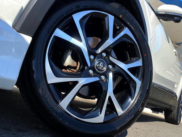 C-HR G モデリスタエアロ 純正ナビ バックカメラ 衝突被害軽減システム レーダークルーズ ハーフレザーシート ドラレコ クリアランスソナー スマートキー LEDヘッド ETC オートハイビーム 車線逸脱警報(13枚目)