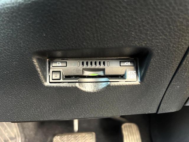 C-HR G モデリスタエアロ 純正ナビ バックカメラ 衝突被害軽減システム レーダークルーズ ハーフレザーシート ドラレコ クリアランスソナー スマートキー LEDヘッド ETC オートハイビーム 車線逸脱警報(28枚目)