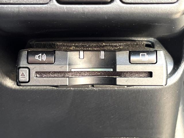 アクア S アルパイン8インチナビ バックカメラ スマートキー ETC オートライト オートエアコン Bluetooth CD DVD再生 フルセグ(5枚目)