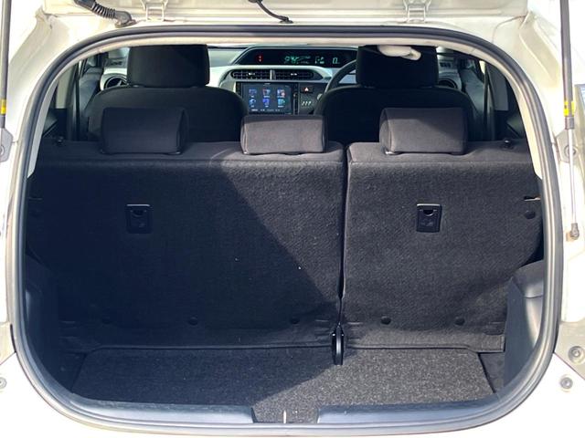 アクア S アルパイン8インチナビ バックカメラ スマートキー ETC オートライト オートエアコン Bluetooth CD DVD再生 フルセグ(34枚目)