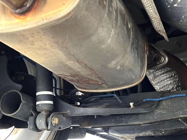 ジューク 15RX パーソナライゼーション 純正SDナビ バックカメラ スマートキー HIDヘッド ETC オートライト オートエアコン 純正17インチアルミ Bluetooth CD DVD再生 フルセグ(22枚目)