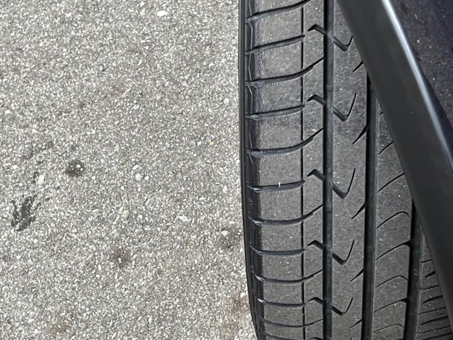 ジューク 15RX パーソナライゼーション 純正SDナビ バックカメラ スマートキー HIDヘッド ETC オートライト オートエアコン 純正17インチアルミ Bluetooth CD DVD再生 フルセグ(33枚目)