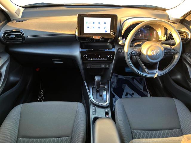 ヤリスクロス G レーダークルーズコントロール 衝突軽減装置 ブラインドスポットモニター 車線逸脱警報 ETC 純正16インチアルミ スマートキー プッシュスタート コーナーセンサー オートエアコン(2枚目)