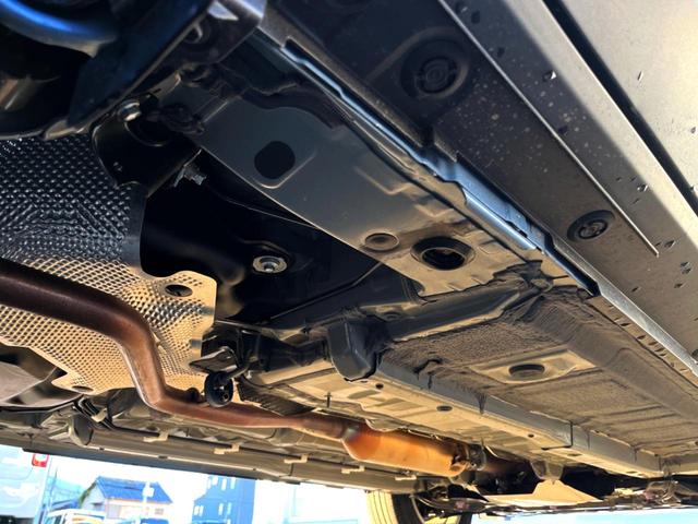 ヤリスクロス G レーダークルーズコントロール 衝突軽減装置 ブラインドスポットモニター 車線逸脱警報 ETC 純正16インチアルミ スマートキー プッシュスタート コーナーセンサー オートエアコン(28枚目)