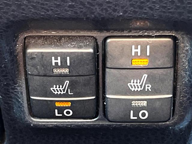 ヴォクシー ハイブリッドＶ　両側電動ドア　純正ＳＤナビ　後席モニター　バックカメラ　衝突被害軽減システム　ドラレコ　スマートキー　ＬＥＤヘッド　ビルトインＥＴＣ　クルコン　オートライト　オートエアコン　純正１５インチアルミ（46枚目）