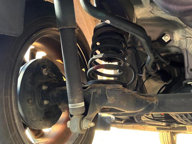 ルーミー カスタムＧ　Ｓ　ＳＤナビ　両側電動スライドドア　衝突被害軽減システム　禁煙車　バックカメラ　フルセグ　スマートキー　ＬＥＤヘッド　ＥＴＣ　クルコン　純正１４インチアルミ　オートエアコン　Ｂｌｕｅｔｏｏｔｈ再生（38枚目）