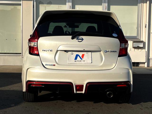 安心の最長１０年・走行無制限保証（有償）をご用意。保証内容も充実はもちろん、無料点検＆オイル交換や、年中無休の全国・２４時間ロードサービスも付帯されておりますのでご安心下さい。