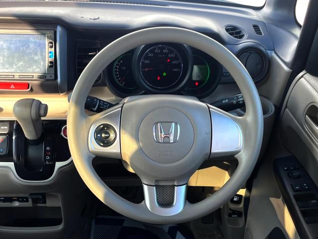 Ｎ－ＢＯＸ Ｇ・Ｌパッケージ　電動スライドドア　純正ナビ　バックカメラ　スマートキー　ＥＴＣ　オートエアコン　ＣＤ　ＤＶＤ再生　地デジ（11枚目）