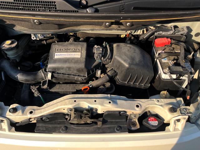 Ｎ－ＢＯＸ Ｇ・Ｌパッケージ　電動スライドドア　純正ナビ　バックカメラ　スマートキー　ＥＴＣ　オートエアコン　ＣＤ　ＤＶＤ再生　地デジ（18枚目）