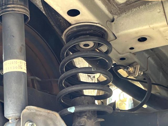 Ｎ－ＢＯＸ Ｇ・Ｌパッケージ　電動スライドドア　純正ナビ　バックカメラ　スマートキー　ＥＴＣ　オートエアコン　ＣＤ　ＤＶＤ再生　地デジ（20枚目）